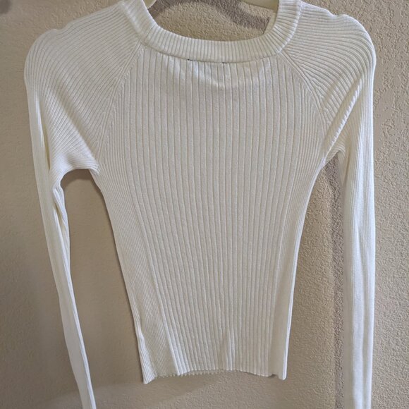 Express Ribbed White Button Women's Crewneck Size XS NWOT - Picture 2 of 4